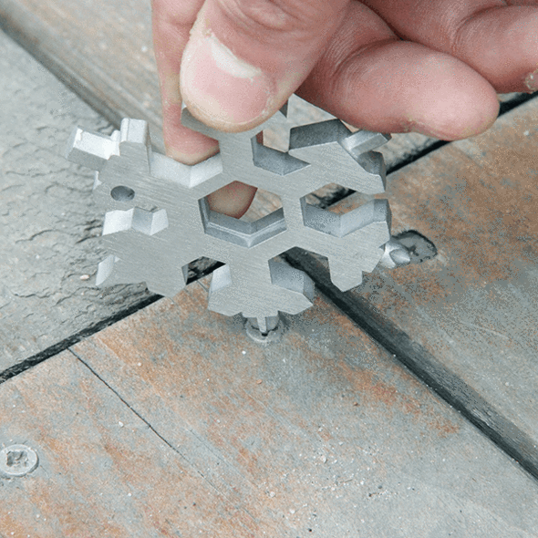 Snowflake Keychain Multi-Tool