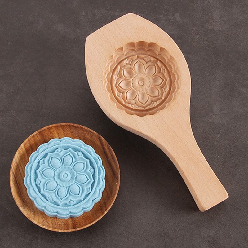 Wooden Cute Pastry Bake Master Baking Mold
